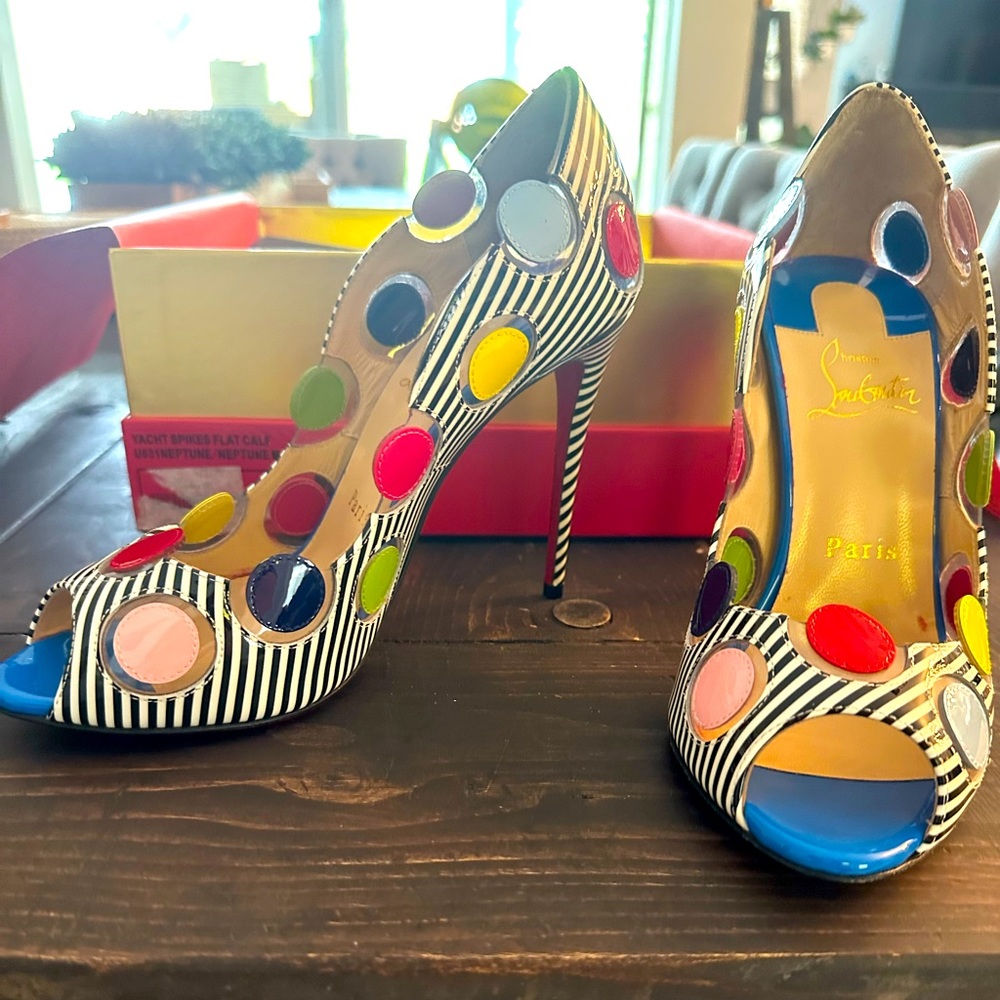 Christian Louboutin lady bug - never worn size 6.5/37